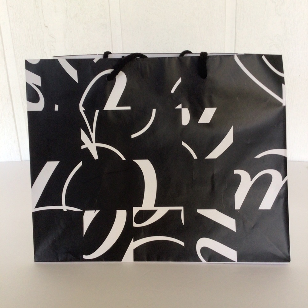 SAKS FIFTH AVENUE PAPER SHOPPING BAG
